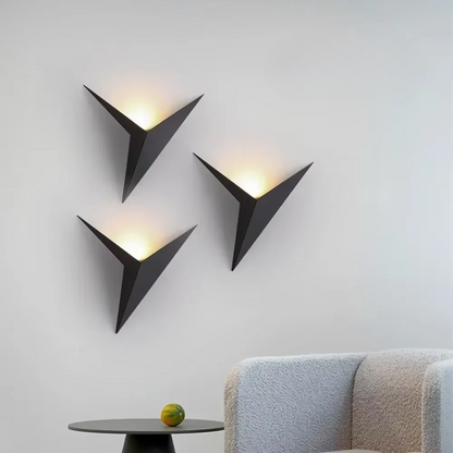 Applique Murale LED Triangulaire | Design Scandinave